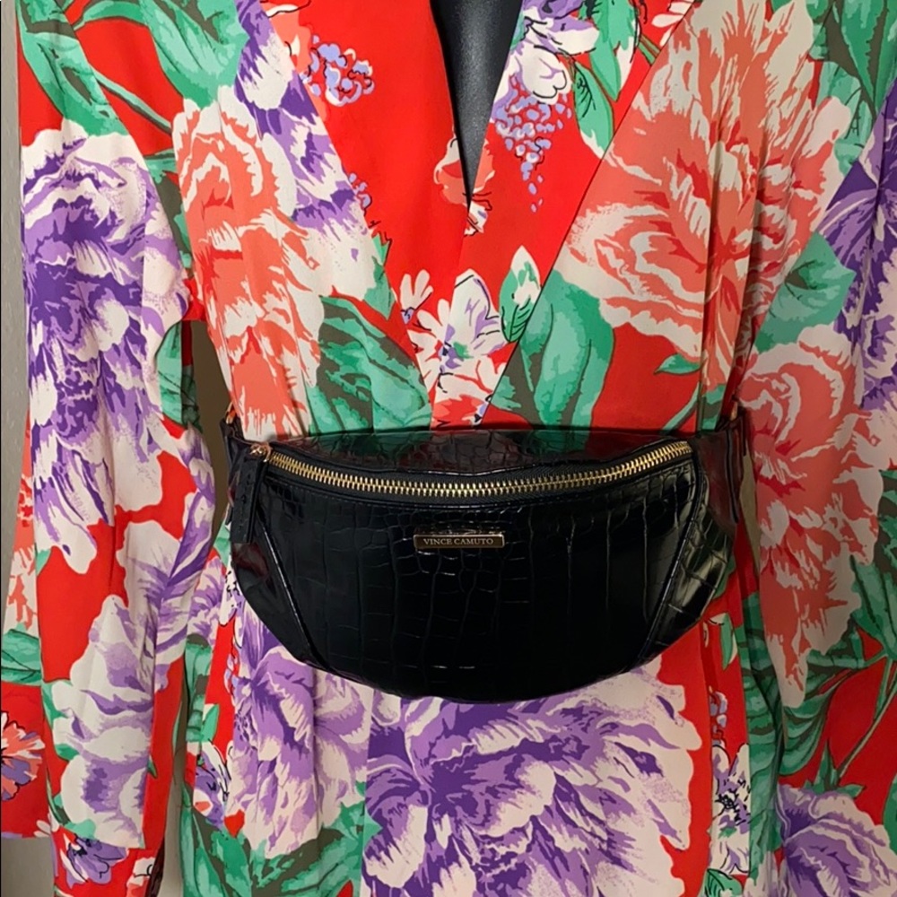 Vince Camuto Black Belt Bag